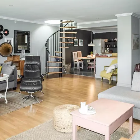 Lovely In Gamle Apartamento