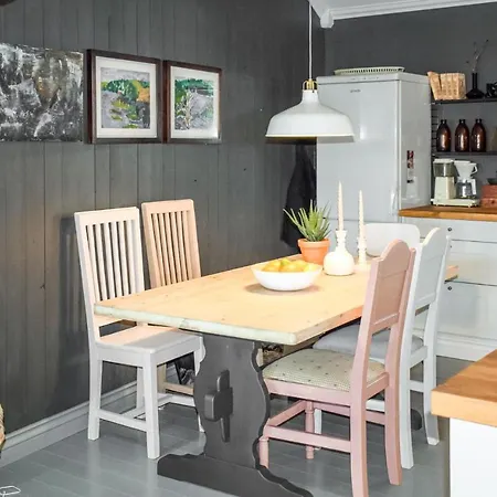 Lovely In Gamle Apartman